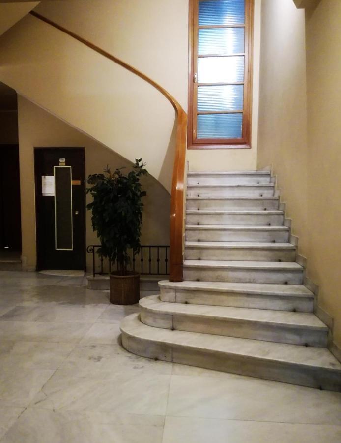 Voula'S Apartment Атина Екстериор снимка